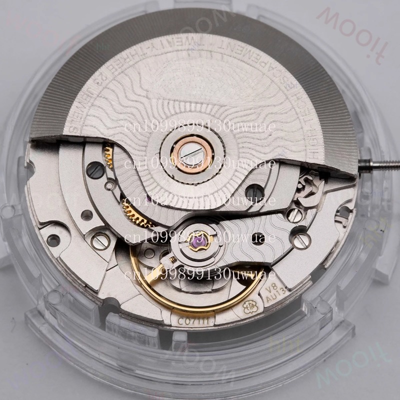 Nuovo movimento ETA C07.111 C0 - Watch V8 recensione e prezzo