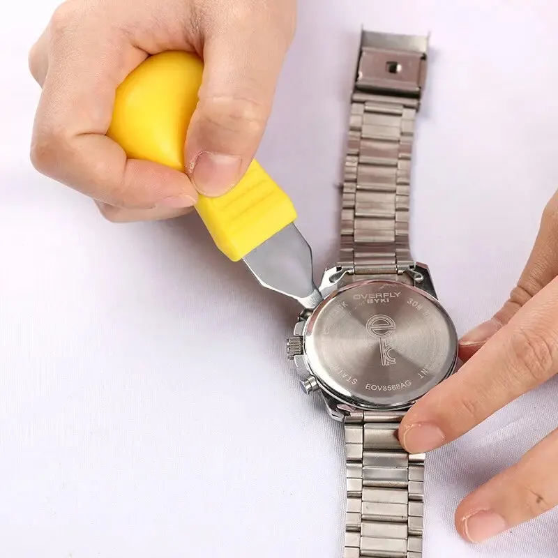 Orologio multifunzione Coltell - Case Back Opener recensione e prezzo